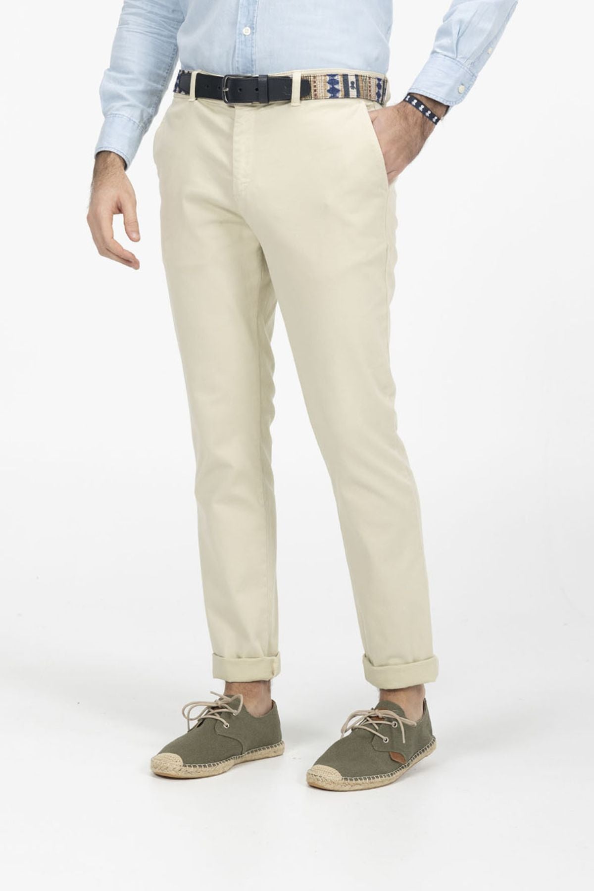 PANTALÓN MAIN BEIGE