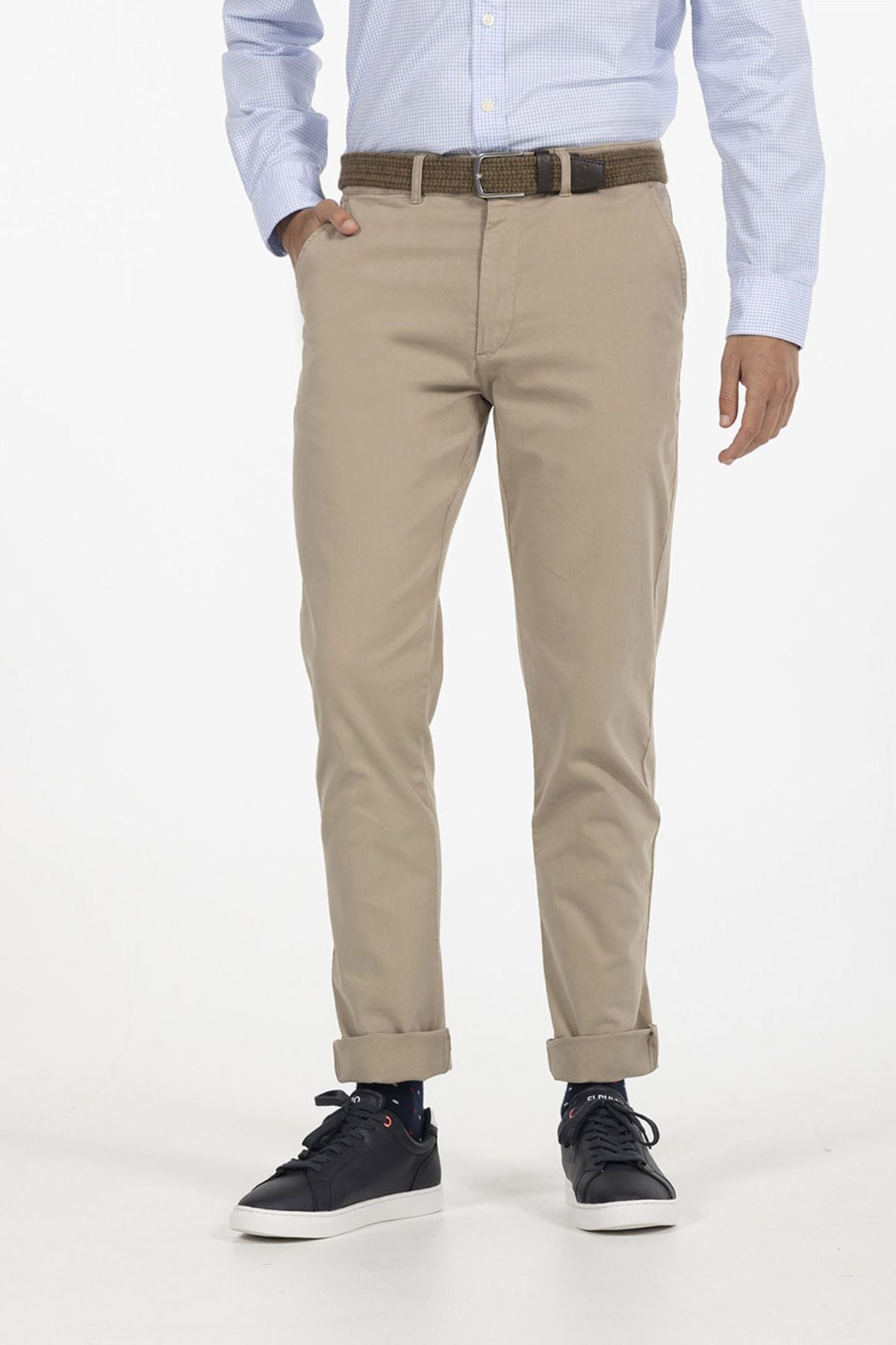 PANTALÓN CHINO TOPO