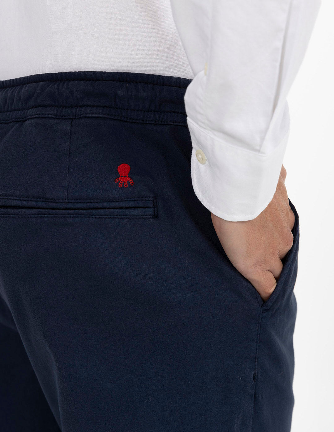 PANTALÓN JOGGER AZUL MARINO