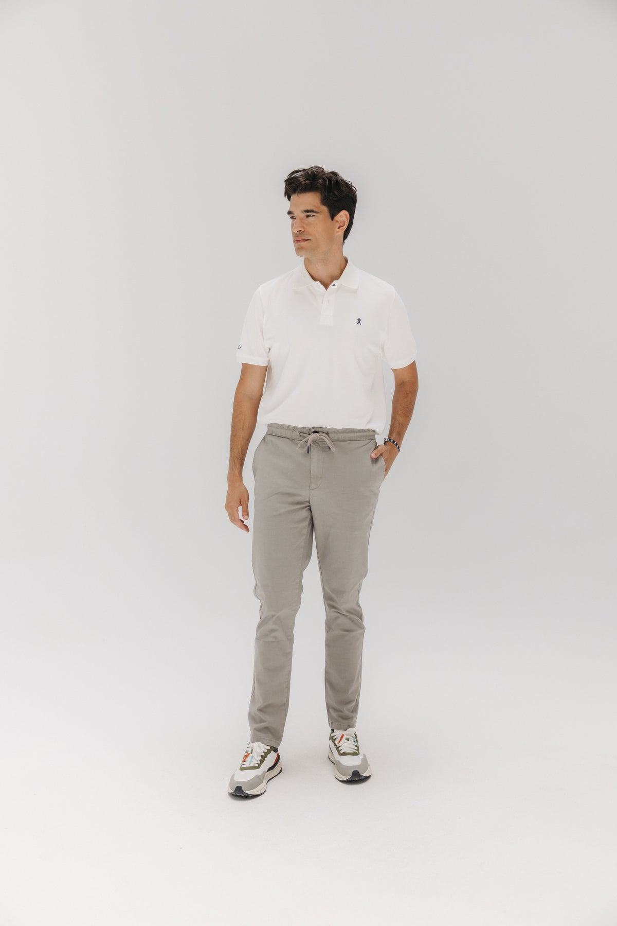 PANTALÓN JOGGER PEACH GRIS MEDIO