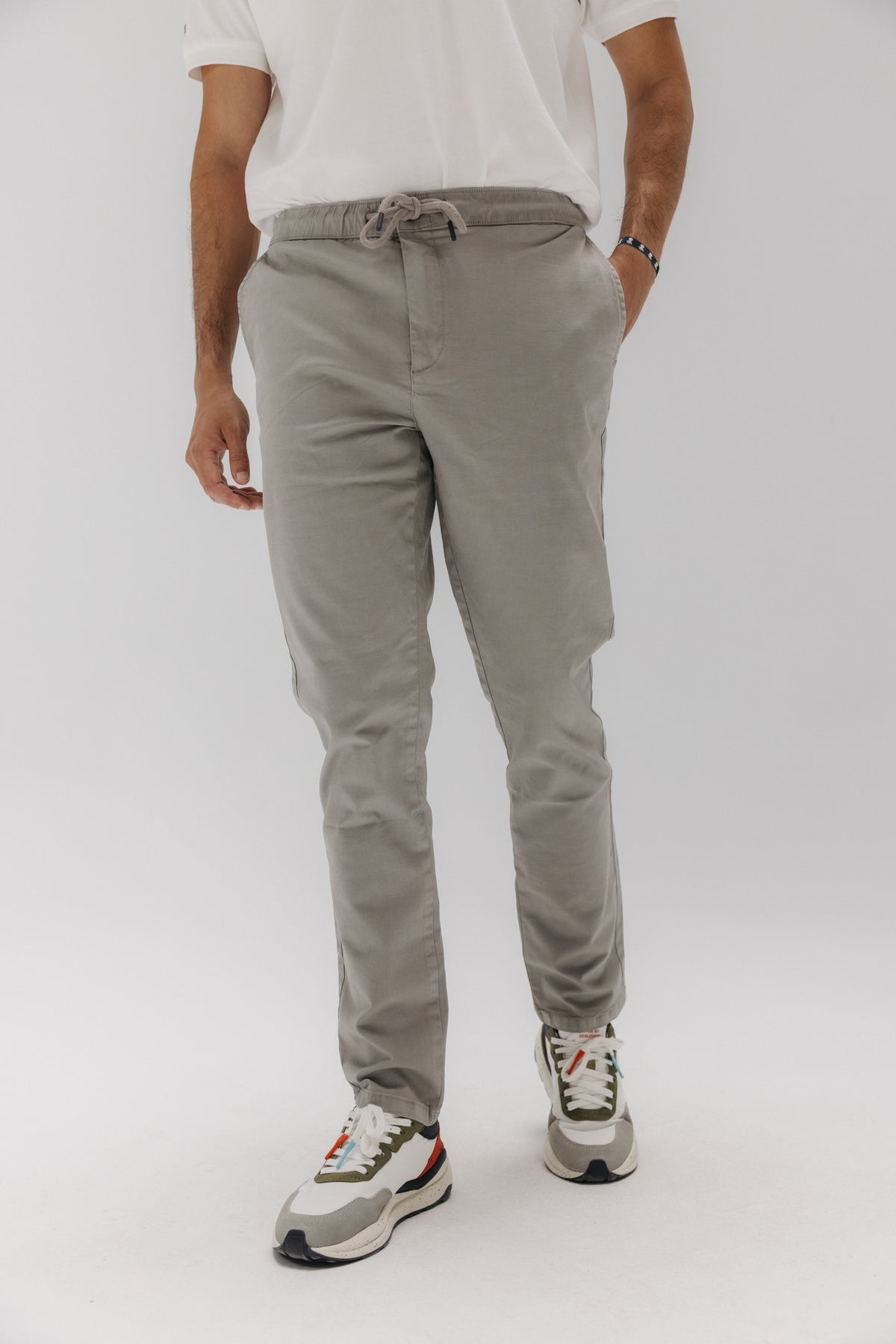 PANTALÓN JOGGER PEACH GRIS MEDIO