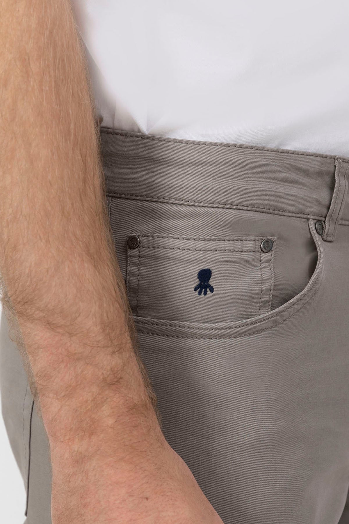 5 POCKET PANTS IN STONE GREY COLOR