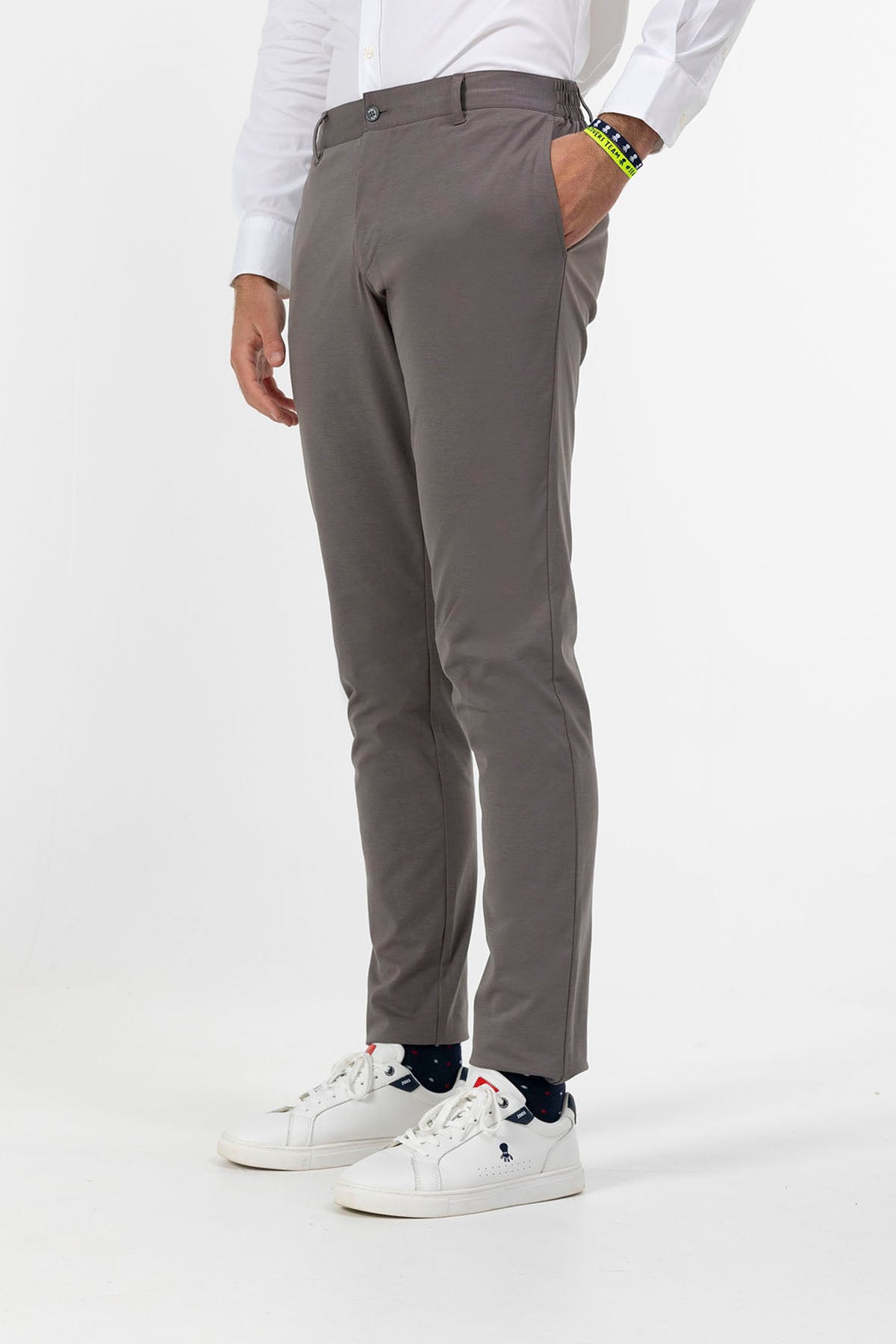 PANTALÓN SUPERCOMFORT GRIS MEDIO