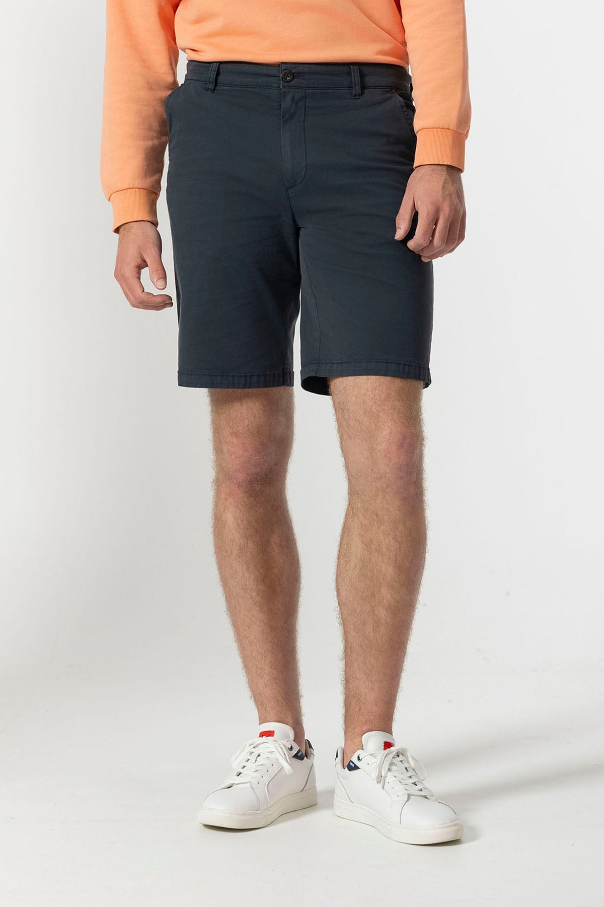 NAVY BLUE TWILL CHINESE BERMUDA SHORTS