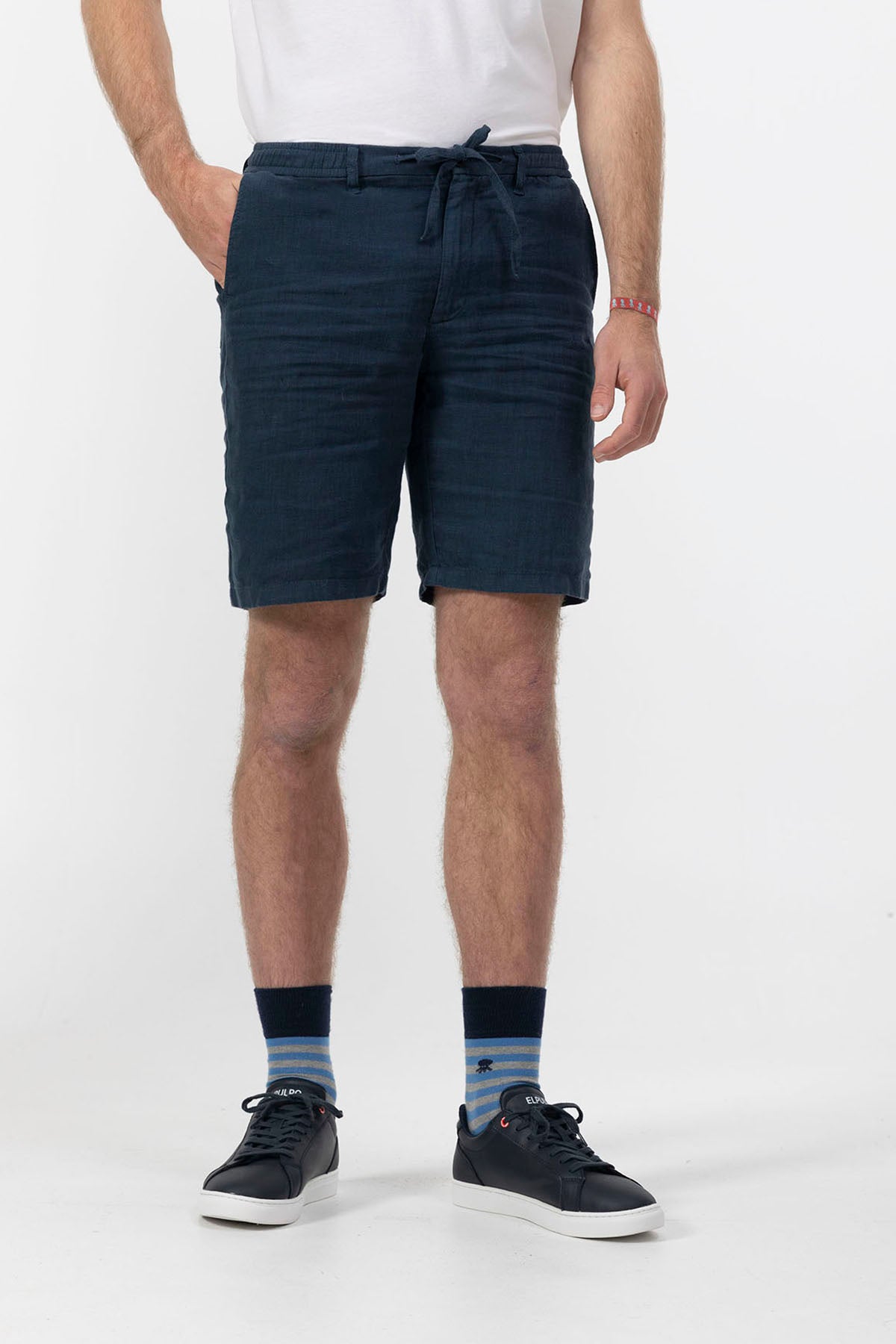 BERMUDA JOGGER CON LINO AZUL MEDIO