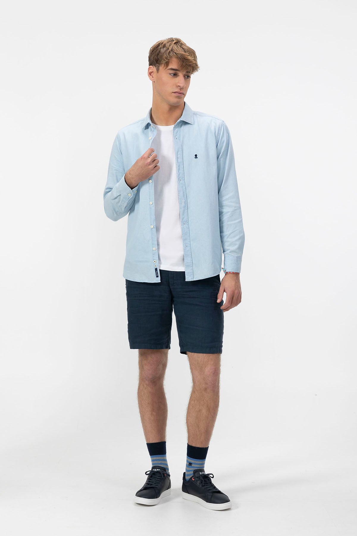 BERMUDA JOGGER CON LINO AZUL MEDIO