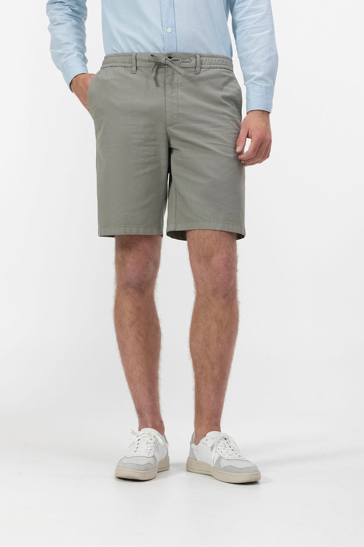 DELAVÉ GREEN MICRODRAWING BERMUDA JOGGER