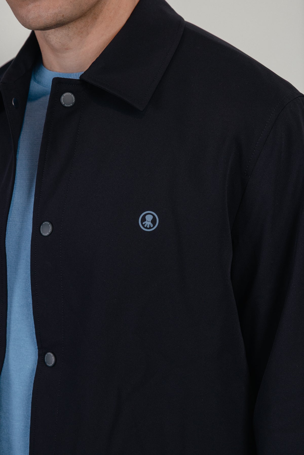 Sobrecamisa técnica guateada azul marino