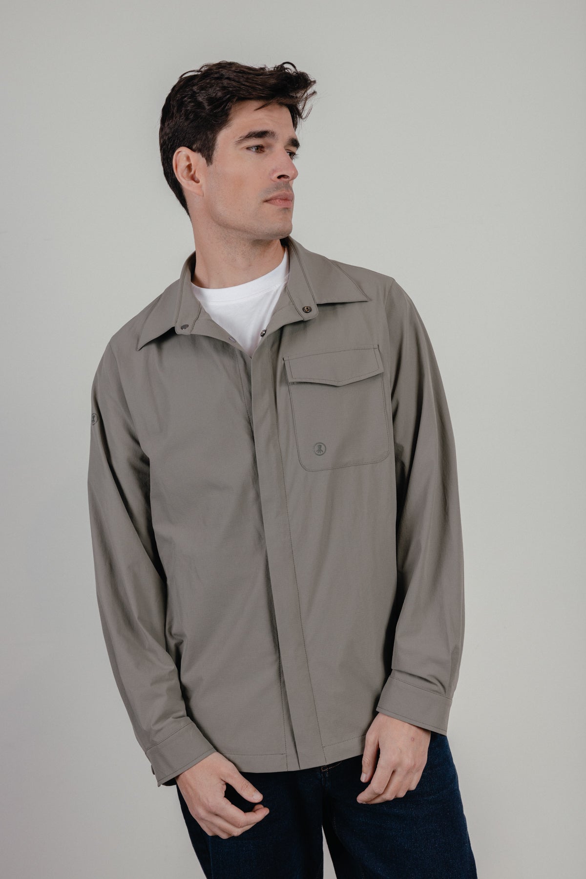 Sobrecamisa cargo técnica ripstop verde delavé