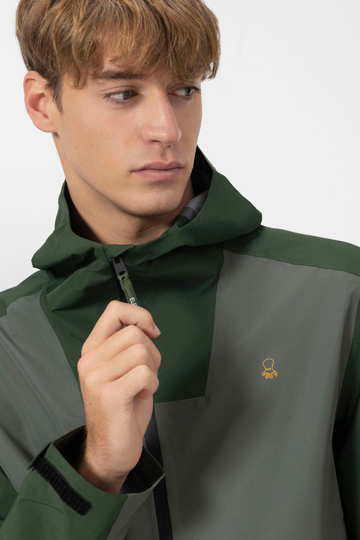 OCEAN BREEZE ULTRALIGHT TECHNICAL PARKA KHAKI GREEN