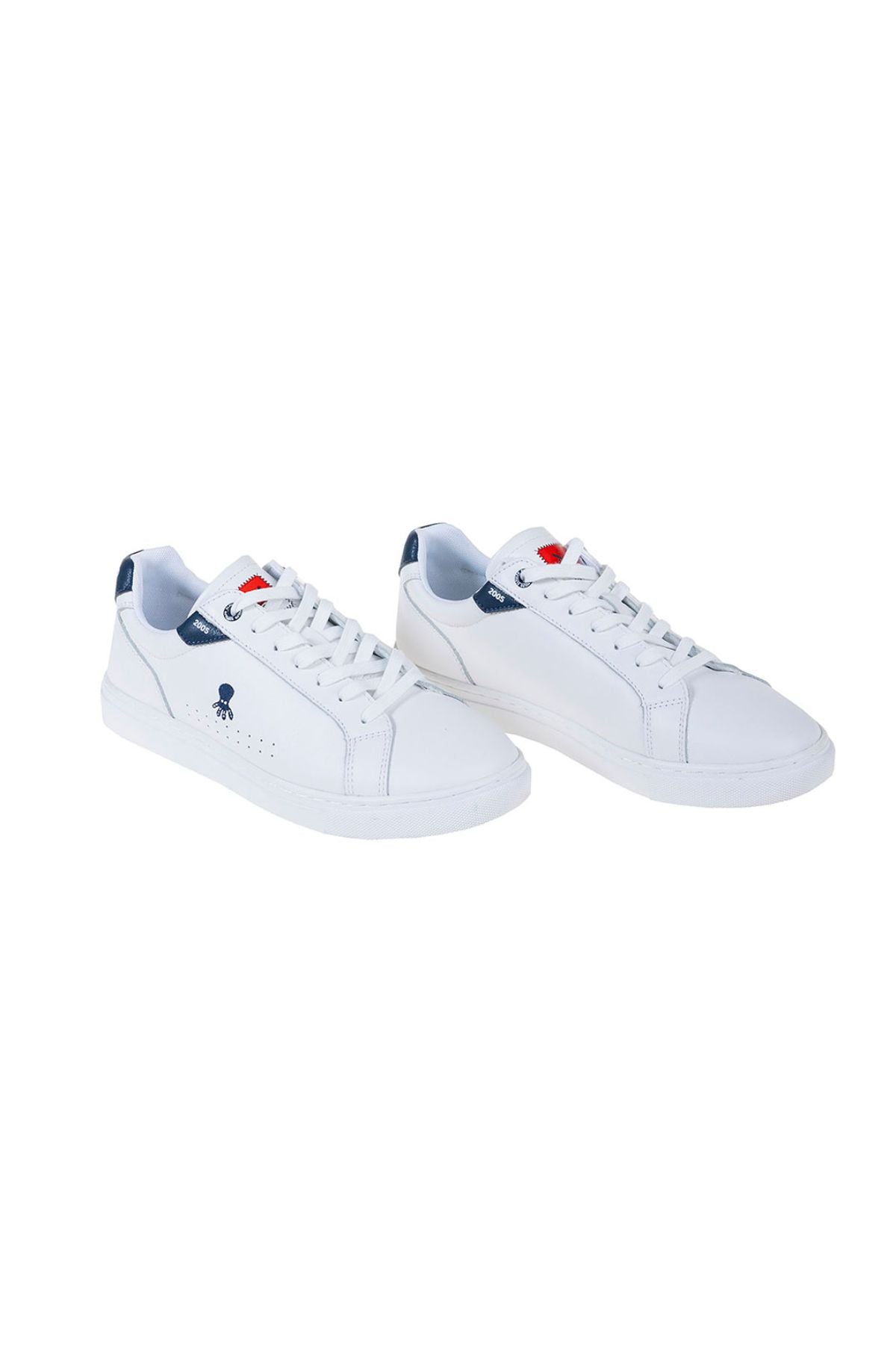 TÊNIS CASUAL BRANCO PURO COM LOGOTIPO LATERAL