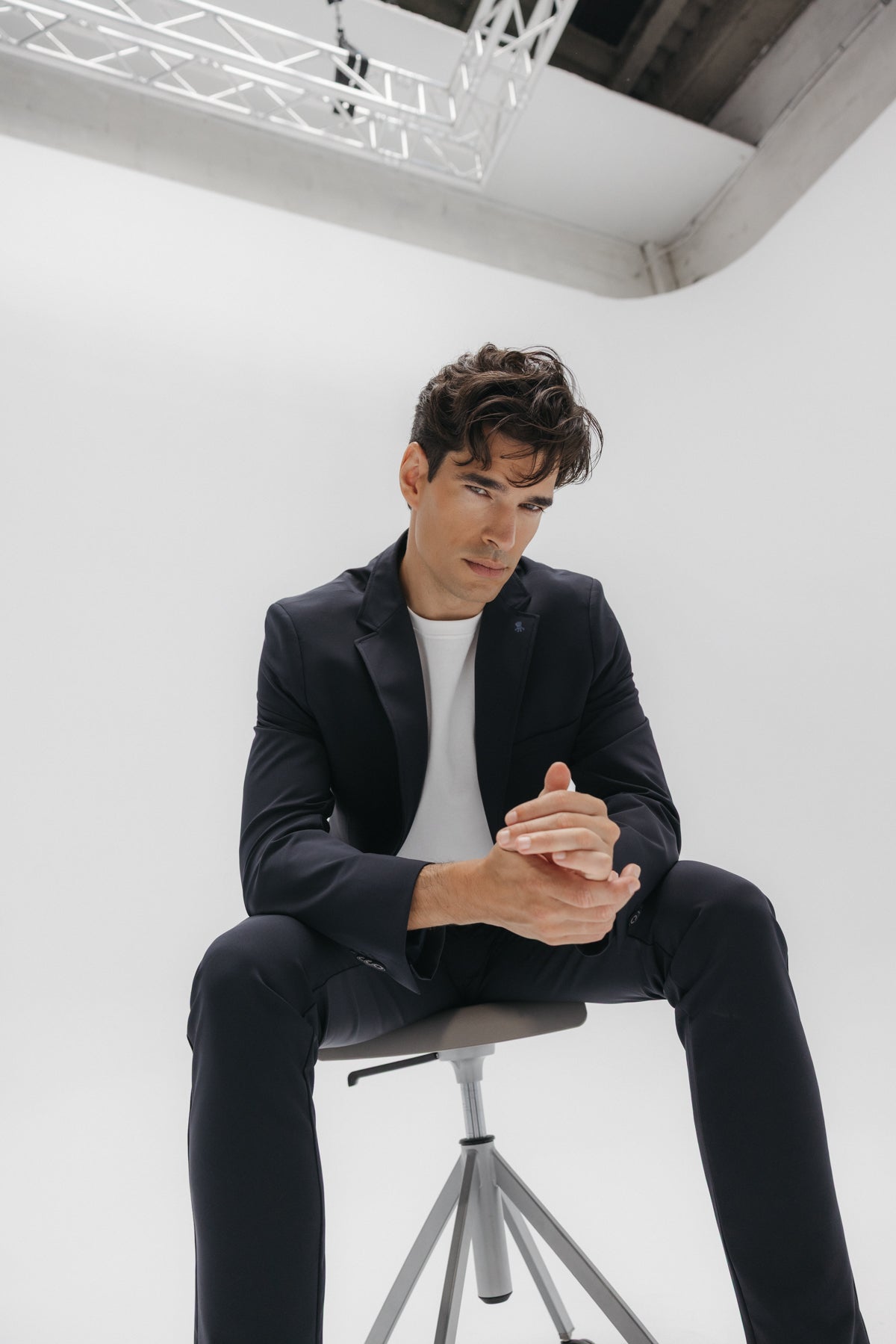 Americana técnica ultraligera azul marino