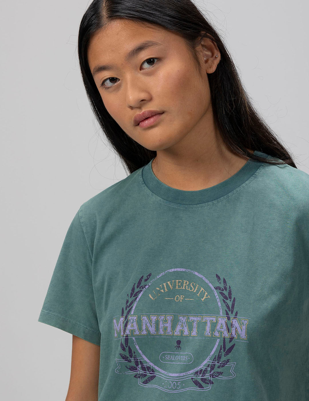 TEEN MANHATTAN BOTTLE GREEN T-SHIRT