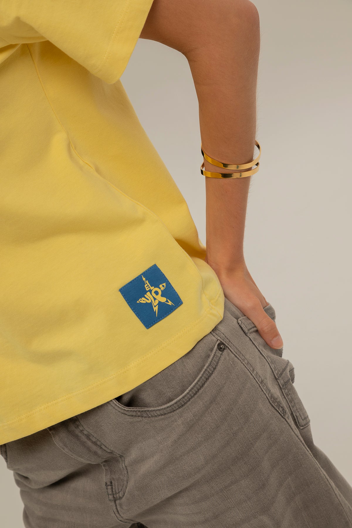 Camiseta teen manga corta paradise amarillo claro