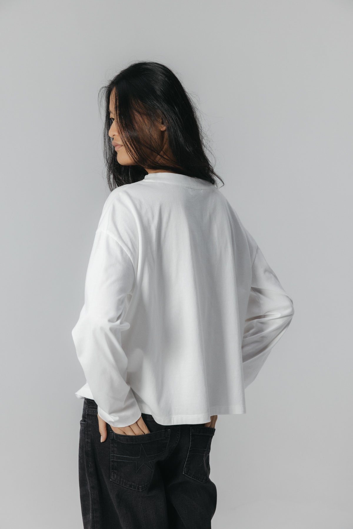 CAMISETA TEEN MANGA LARGA TACHAS BLANCO PURO