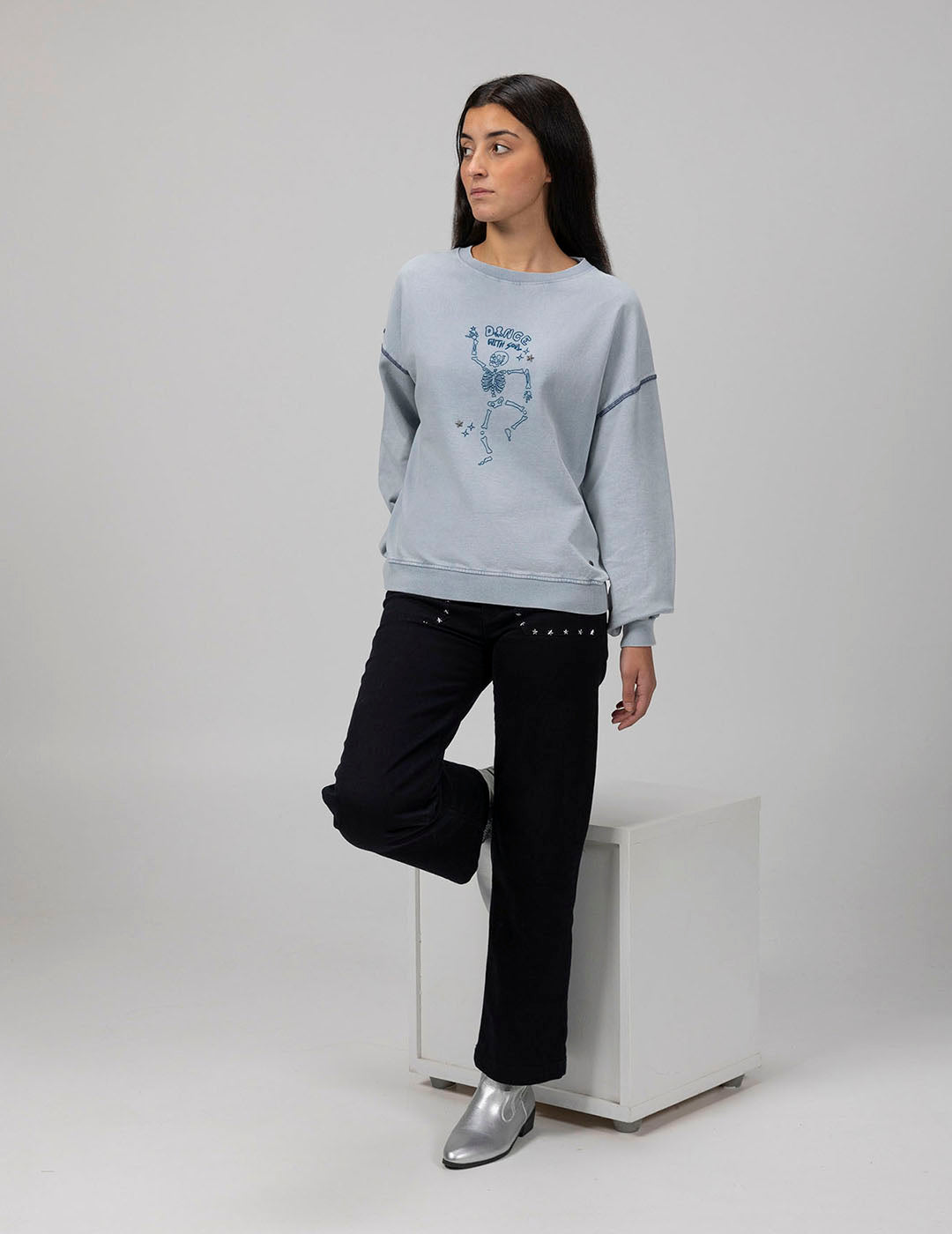 TEEN DANCE WITH SOUL PEARL GRAY SWEATSHIRT