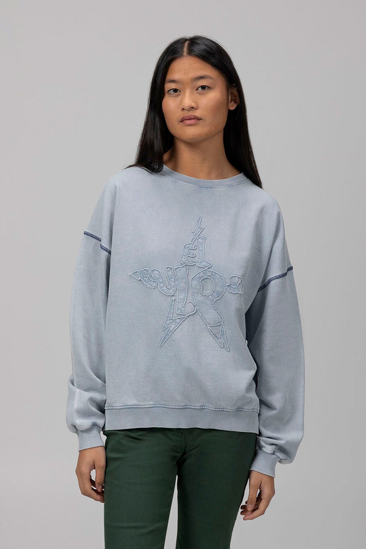 TEEN DISTRESSED STAR SWEATSHIRT PEARL GREY