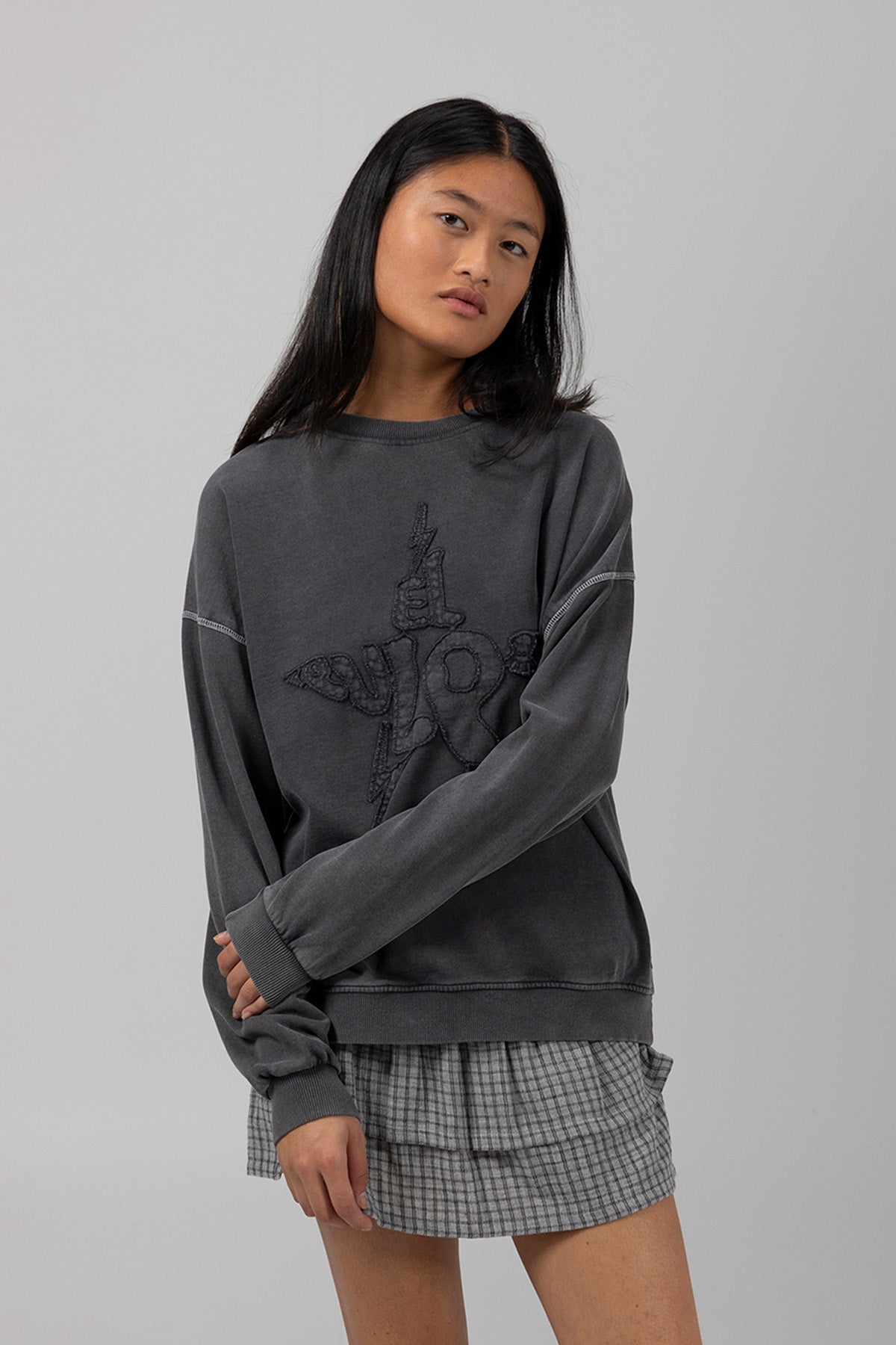 TEEN SWEATSHIRT WORN STAR BLACK DELAVÉ