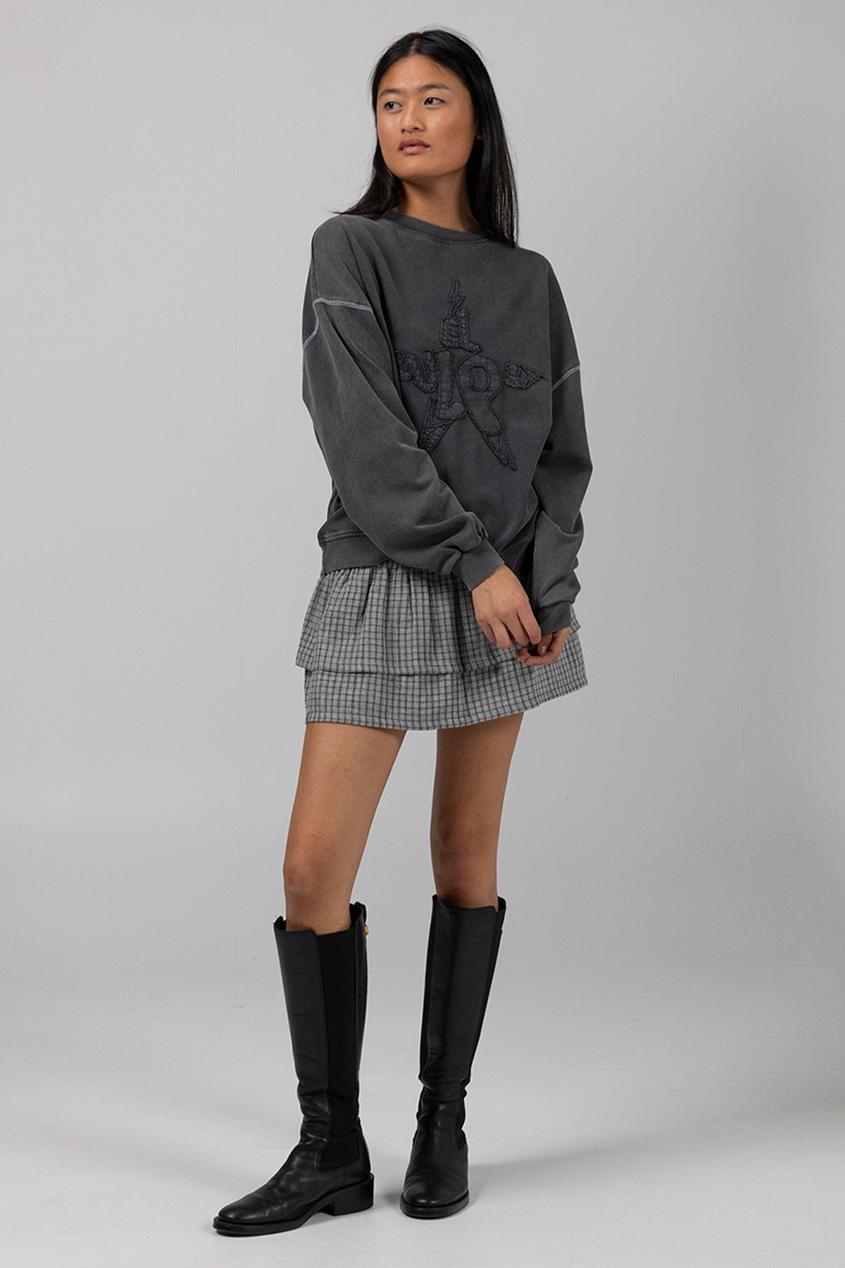 TEEN SWEATSHIRT WORN STAR BLACK DELAVÉ