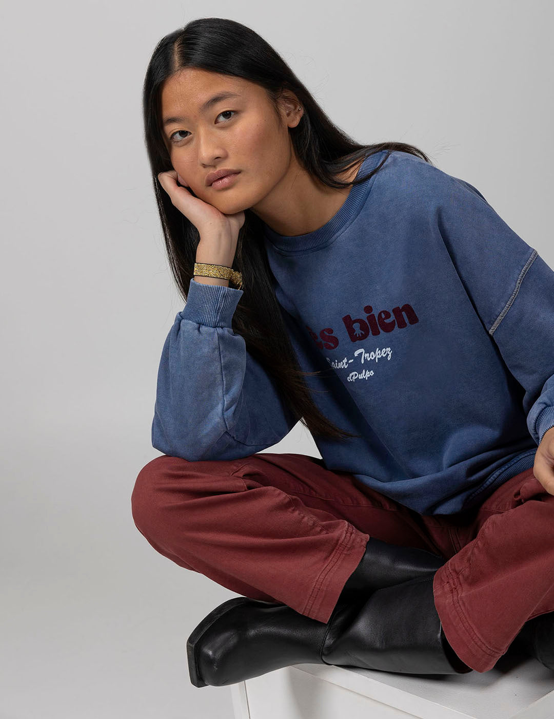 TEEN TRÈS BIEN INDIGO DELAVÉ SWEATSHIRT