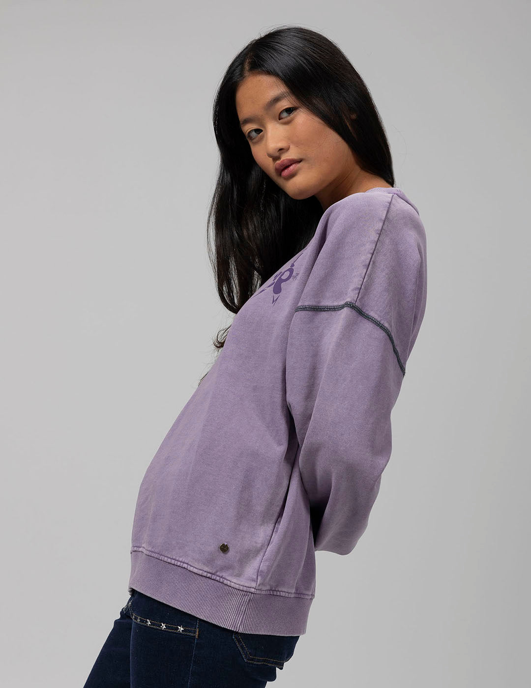 SUDADERA TEEN BÁSICA LOGO MORADO