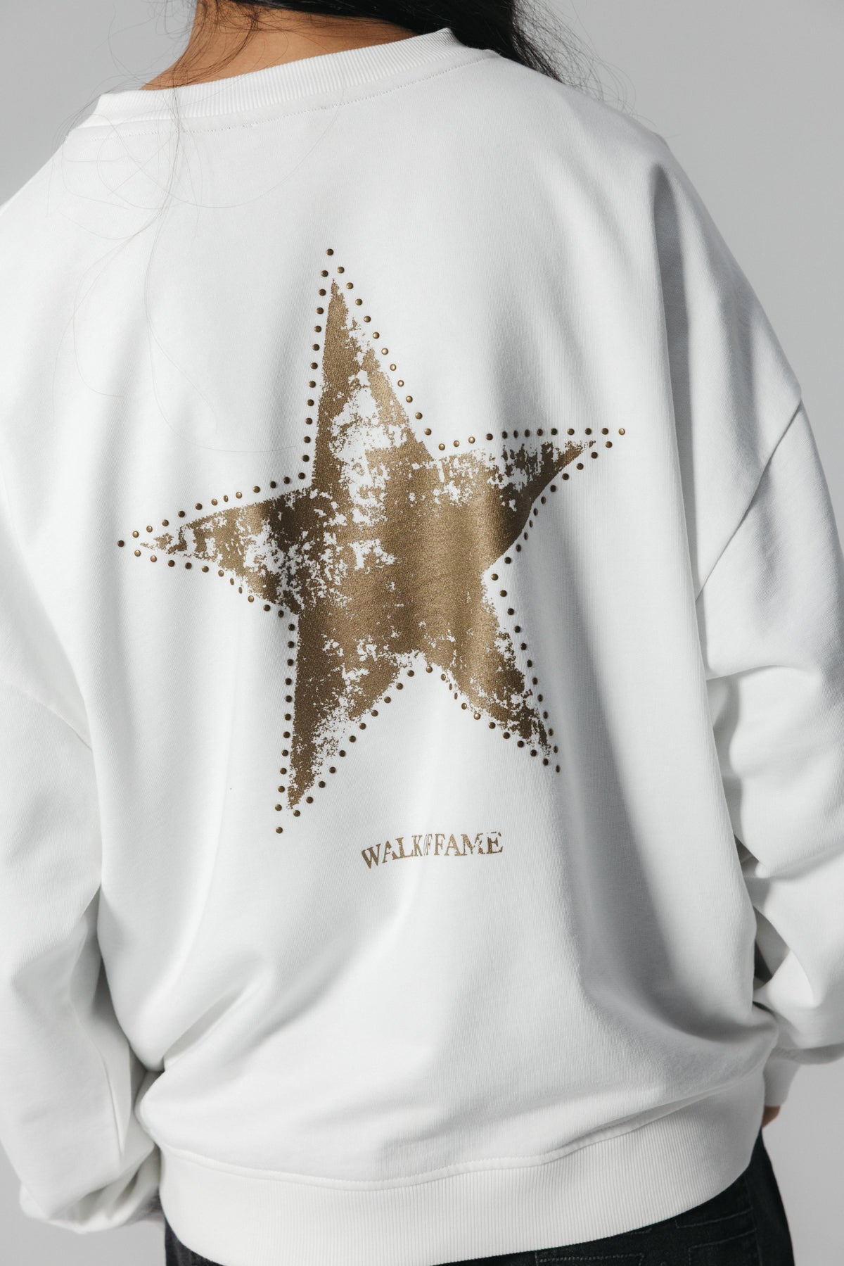 SUDADERA TEEN ESTRELLA TACHAS BLANCO PURO