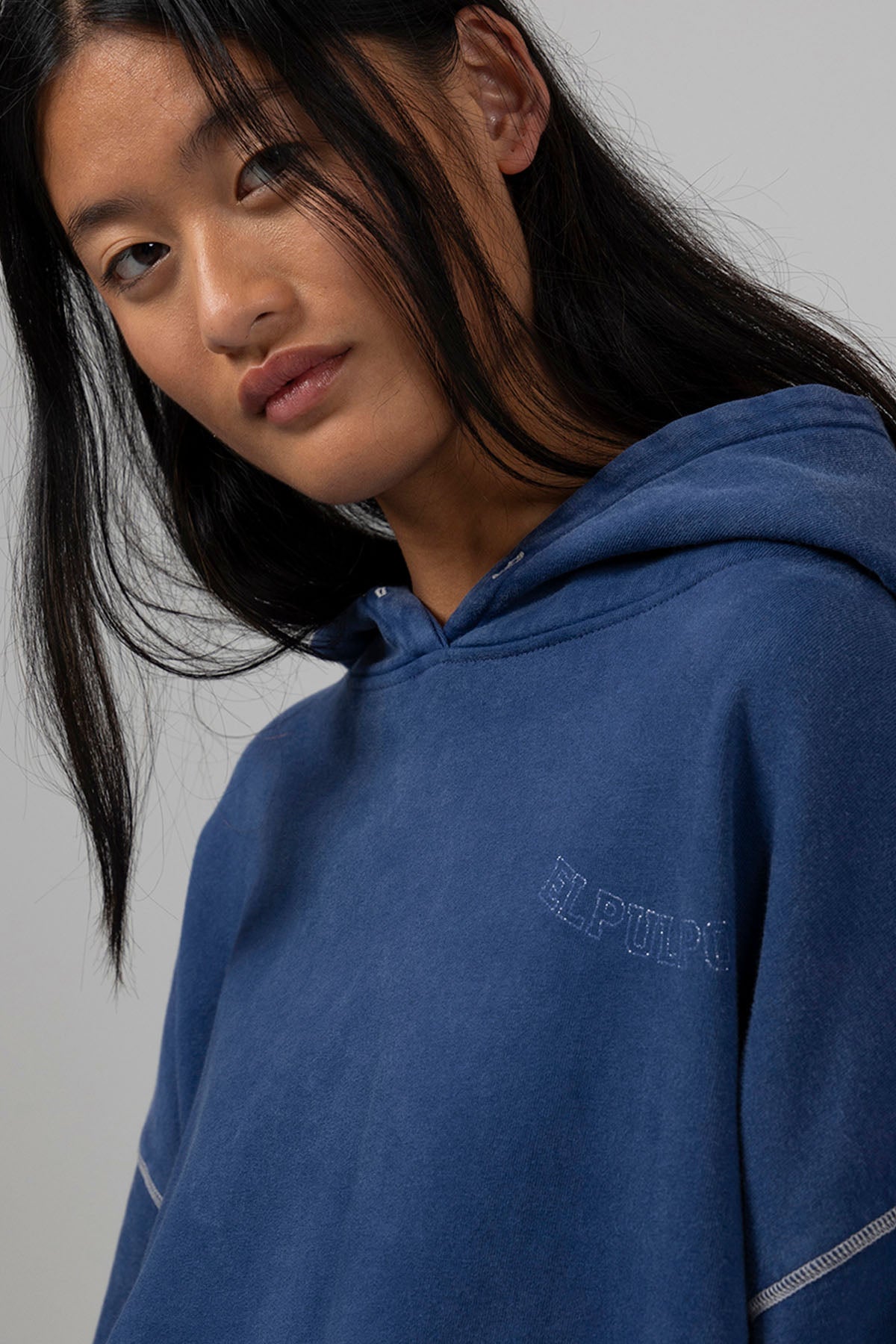 TEEN HOODIE WITH INDIGO DELAVÉ WINGS