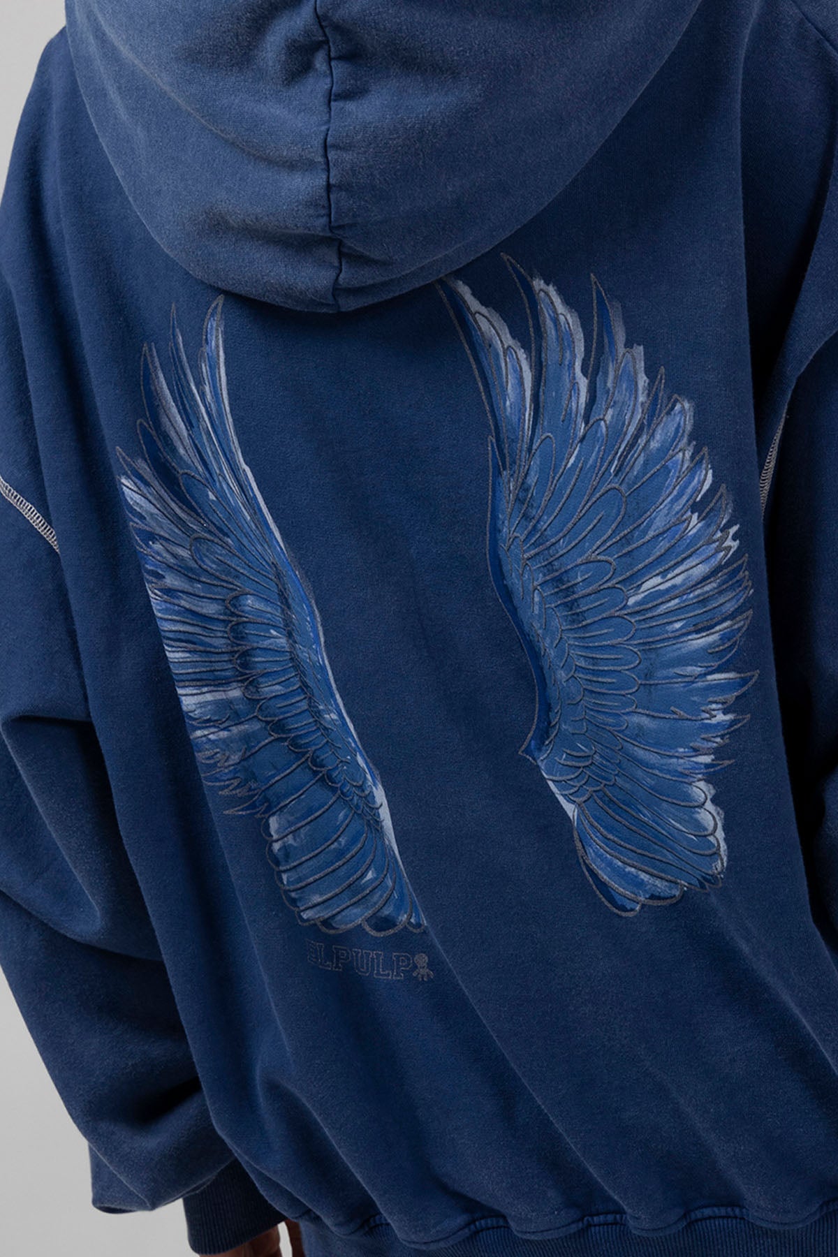 TEEN HOODIE WITH INDIGO DELAVÉ WINGS