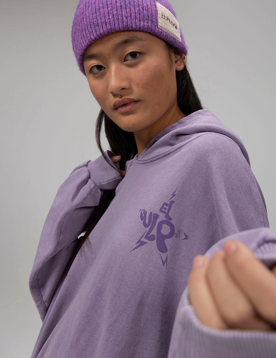 SUDADERA CAPUCHA TEEN BÁSICA LOGO MORADO