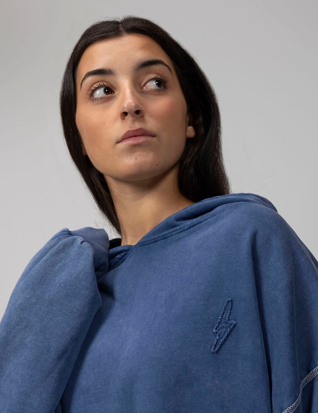 SUDADERA CAPUCHA TEEN ESTRELLA DESGASTADA INDIGO DELAVÉ