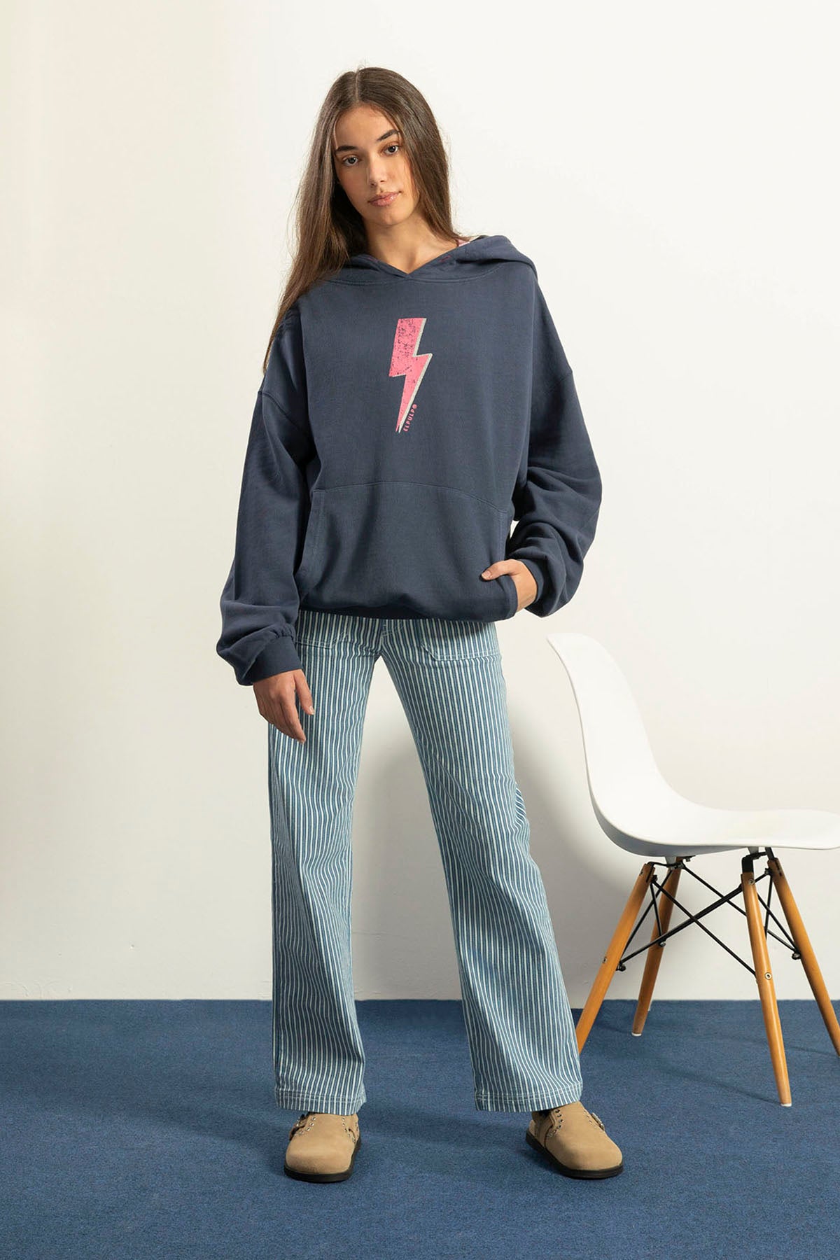 TEEN SWEATSHIRT WITH WASHED HOODIE LIGHTNING NAVY BLUE DELAVÉ