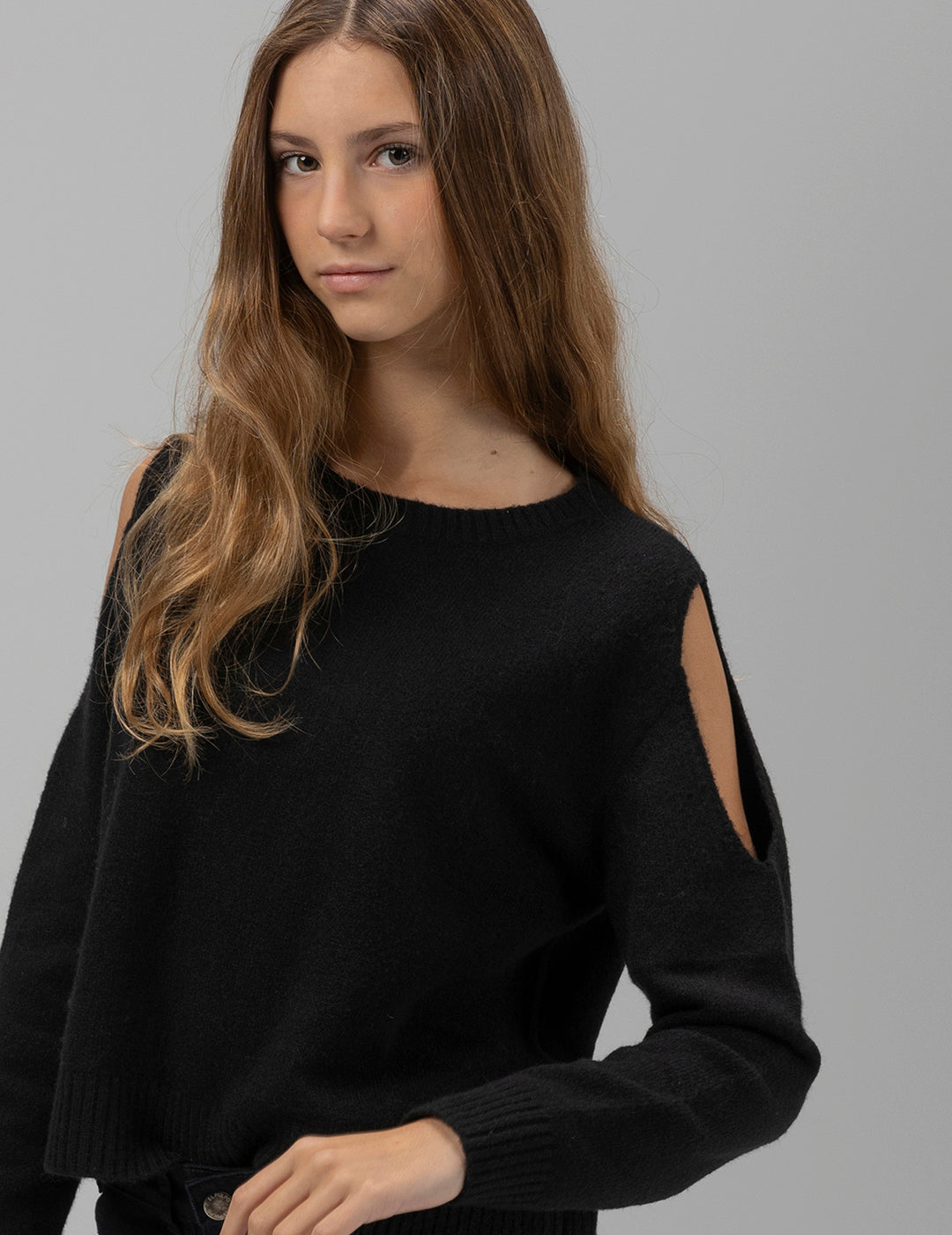 TEEN KNITTED JERSEY WITH SHOULDER OPENING BLACK