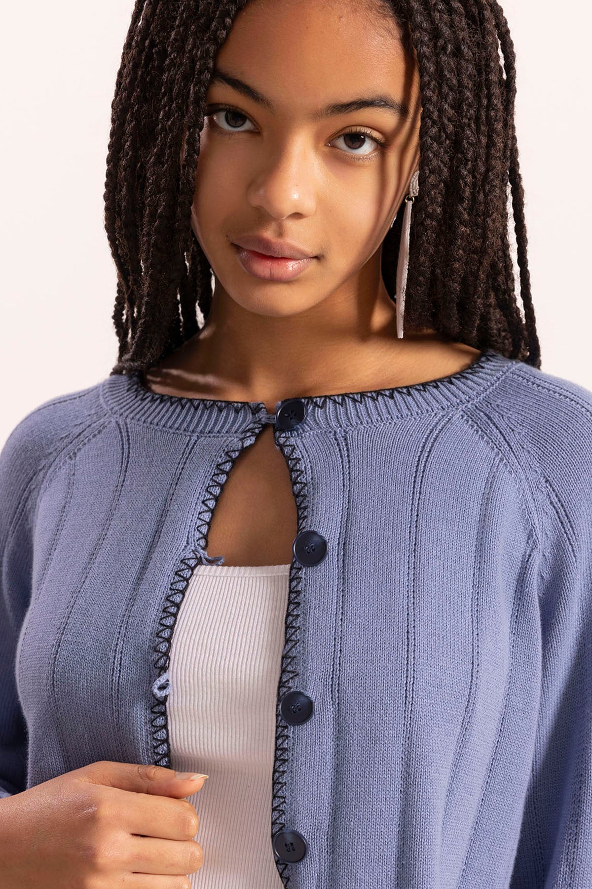 TEEN KNITTED JACKET WITH GRAY BLUE CONTRAST THREAD