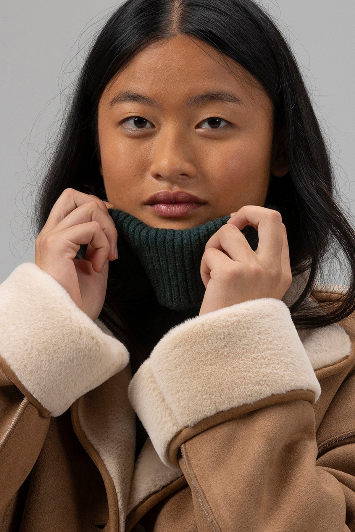 CHAQUETA TEEN DOBLE FAZ CUELLO SOLAPA CAMEL