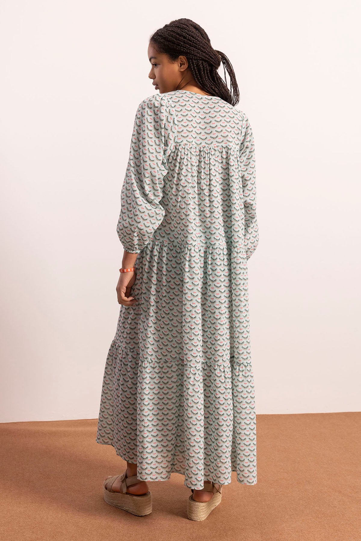 TEEN LONG DRESS WITH GREEN BLUE FAN PRINT