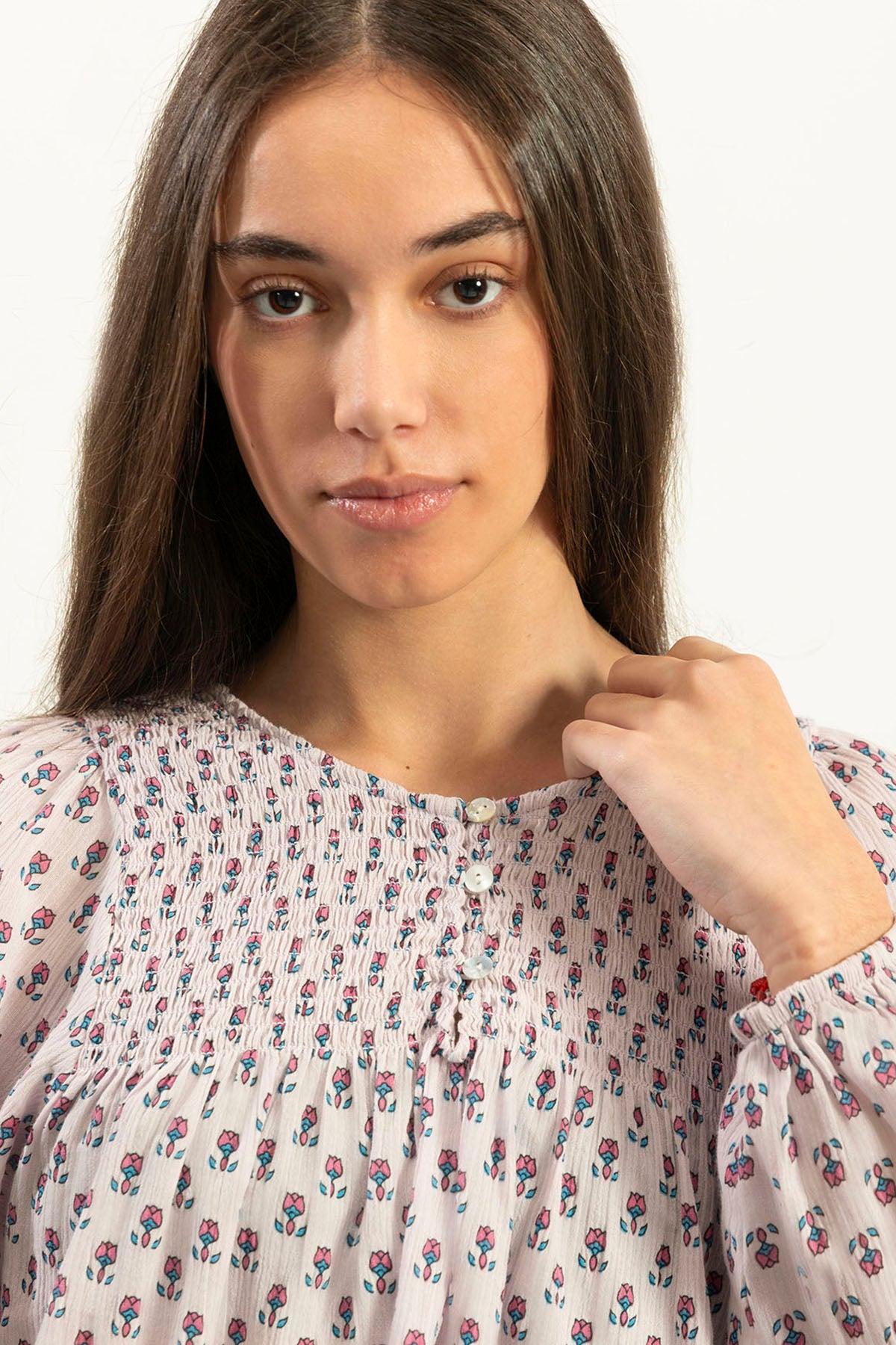 TEEN V-NECK BLOUSE WITH ELASTIC TOP AND PUFF SLEEVES BABY PINK TULIP PRINT