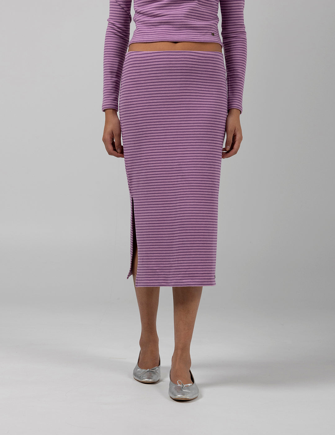 TEEN MIDI SKIRT WITH STRIPES AND MALLOW SLIPPING