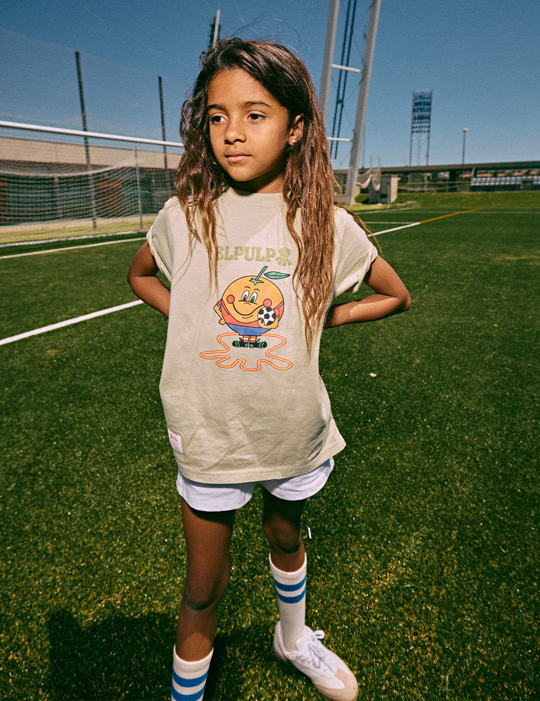 CAMISETA NIÑO ESTAMPADO ELPULPO Y NARANJITO VERDE SALVIA