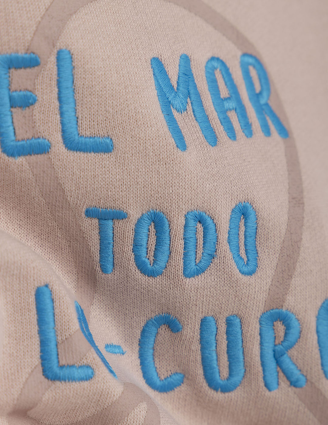 SUDADERA NIÑO BORDADO CONTRASTE EL MAR TODO LO-CURA ROSA DELAVÉ