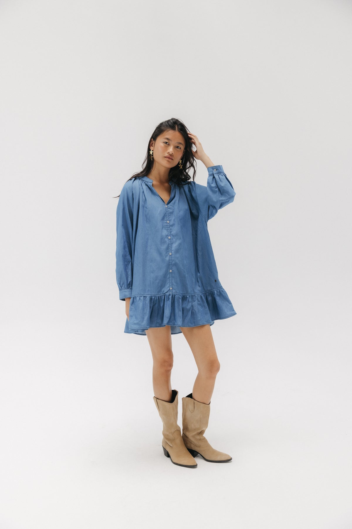 VESTIDO TEEN DENIM MANGA ABULLONADA AZUL CLARO