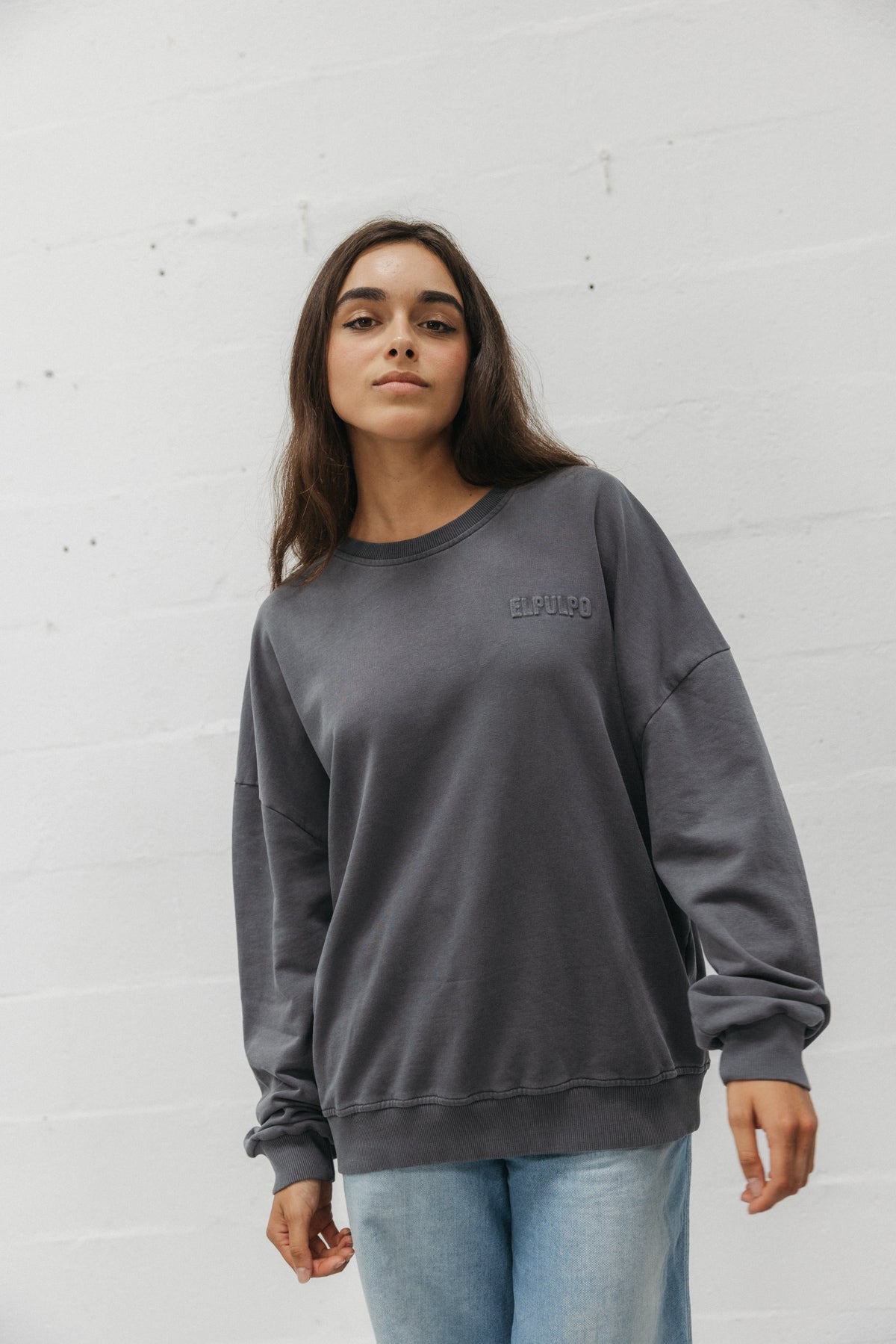 SUDADERA UNISEX ELPULPO ESSENTIALS ANTRACITA
