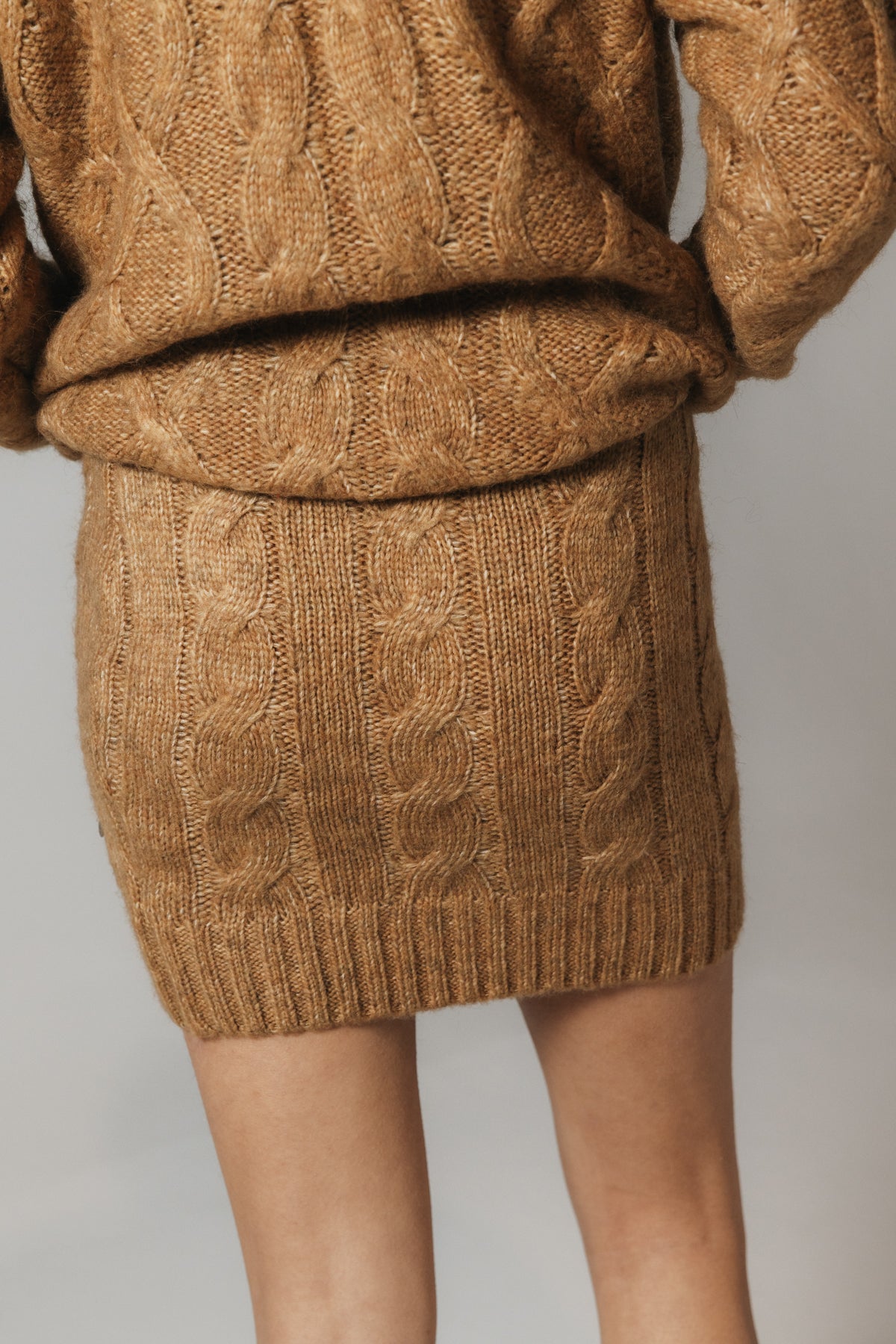 FALDA TEEN MINI OCHOS CAMEL