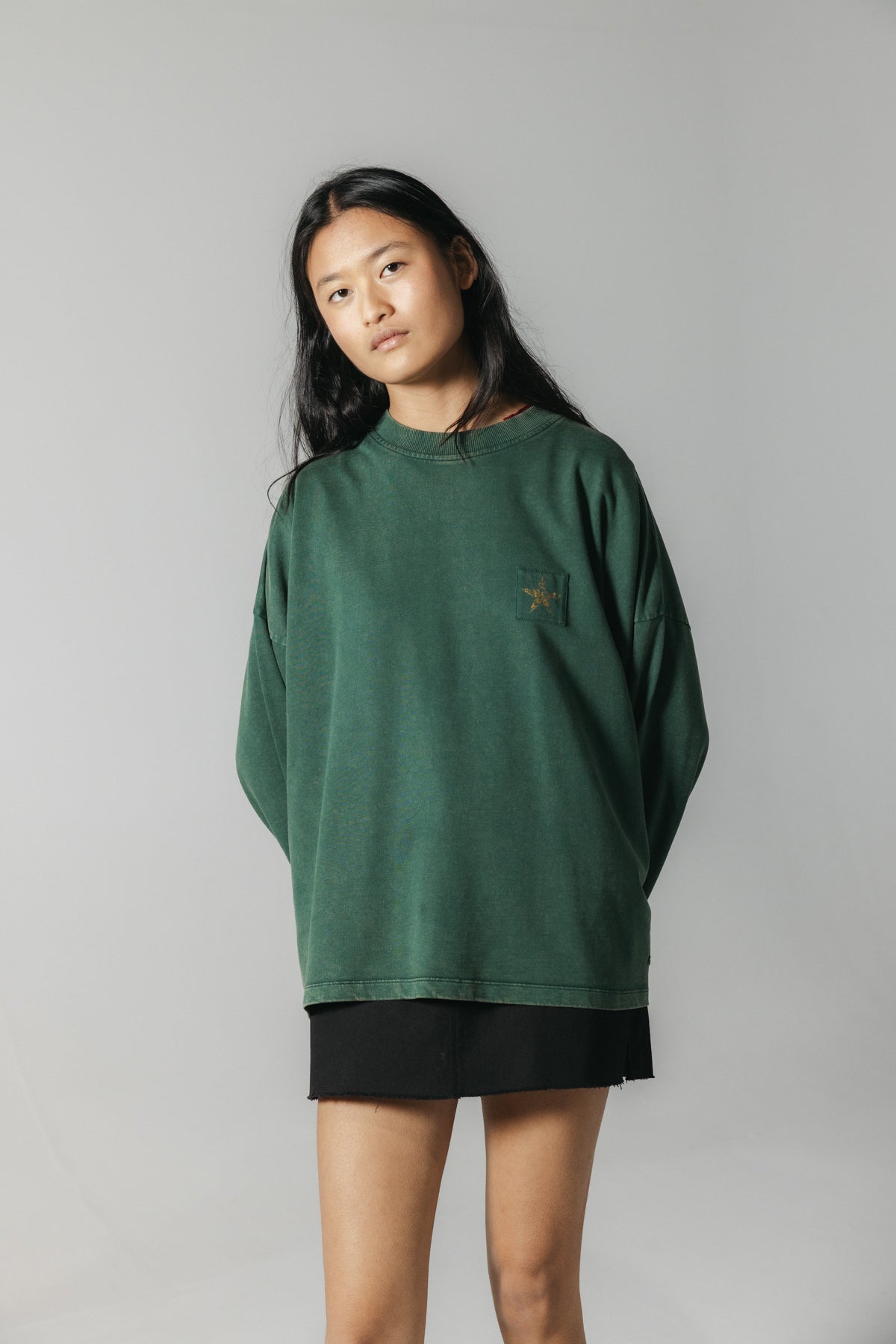 SUDADERA TEEN LOGO ESTRELLA VERDE MILITAR