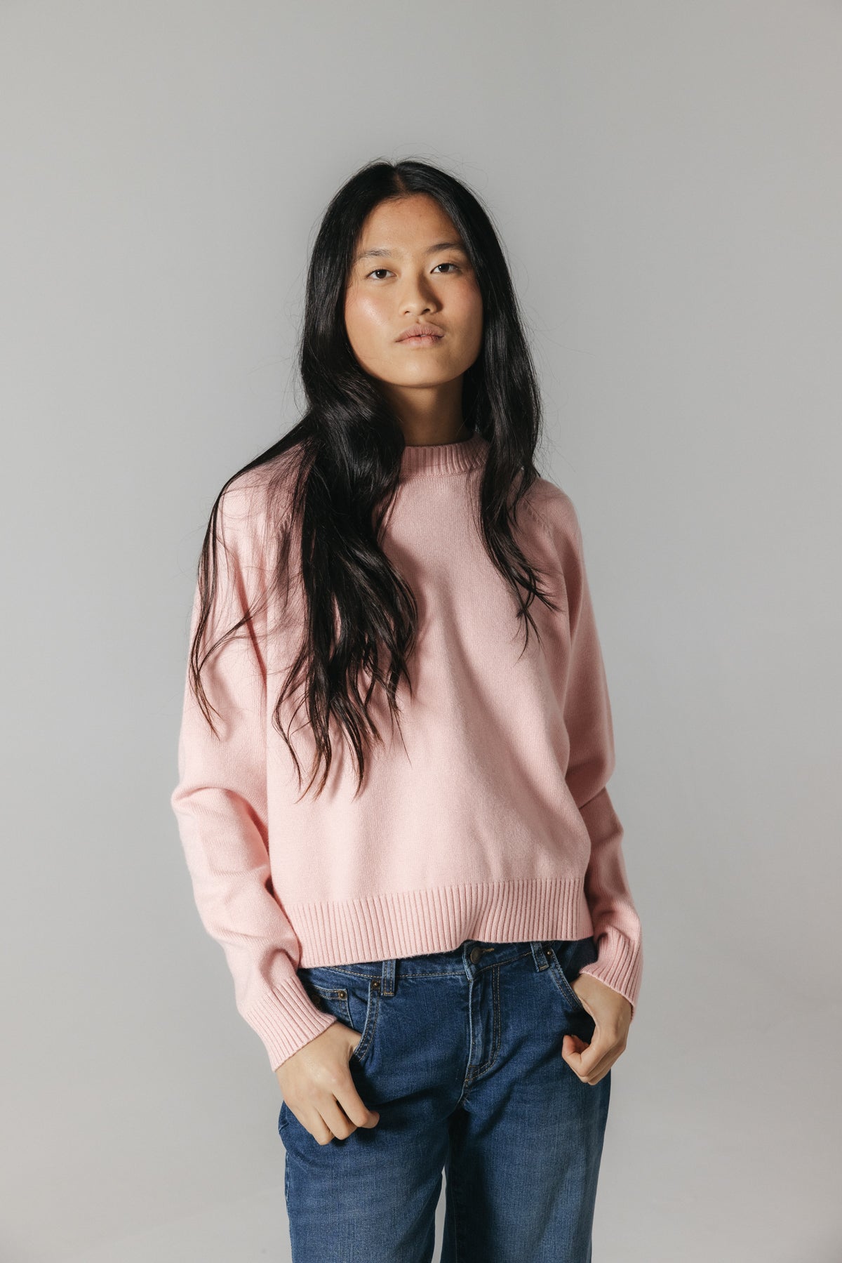 JERSEY PUNTO CUELLO REDONDO BÁSICO ROSA CLARO