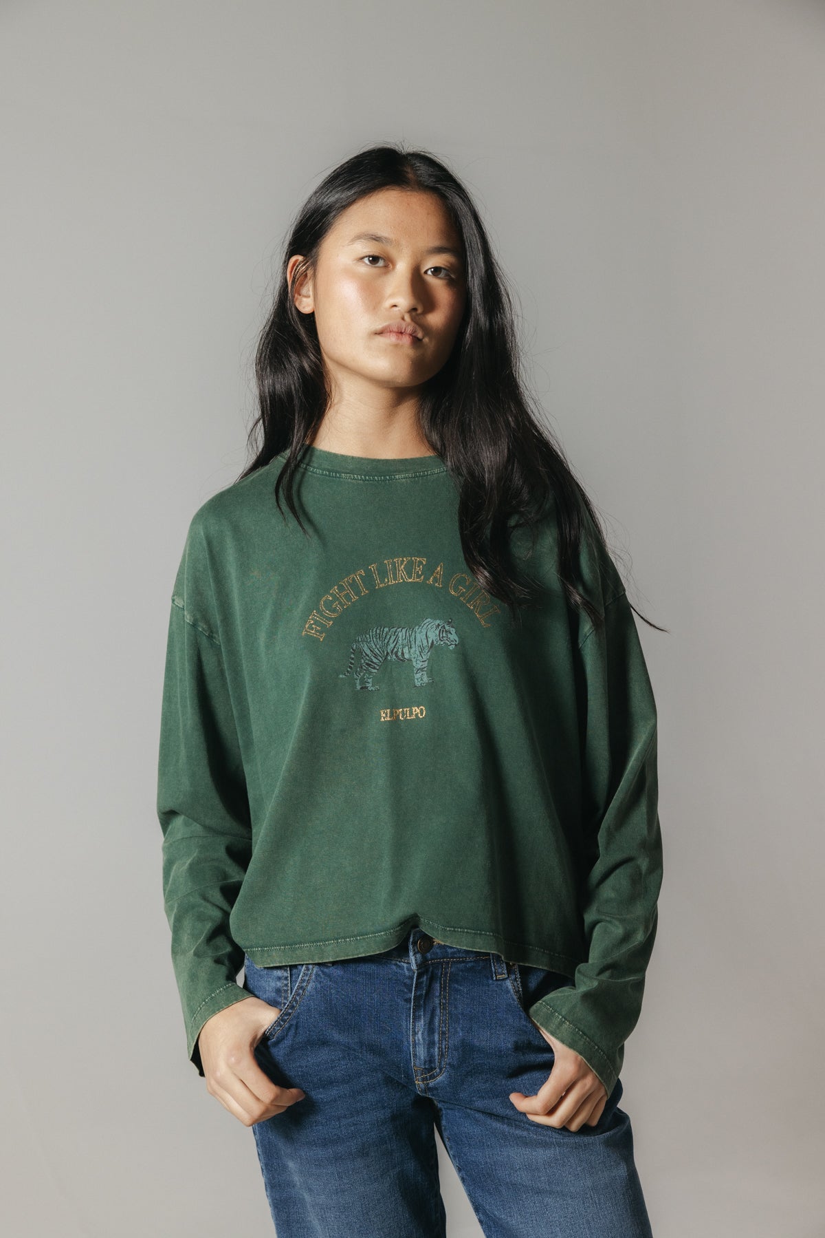 CAMISETA TEEN FIGHT LIKE A GIRL VERDE MILITAR