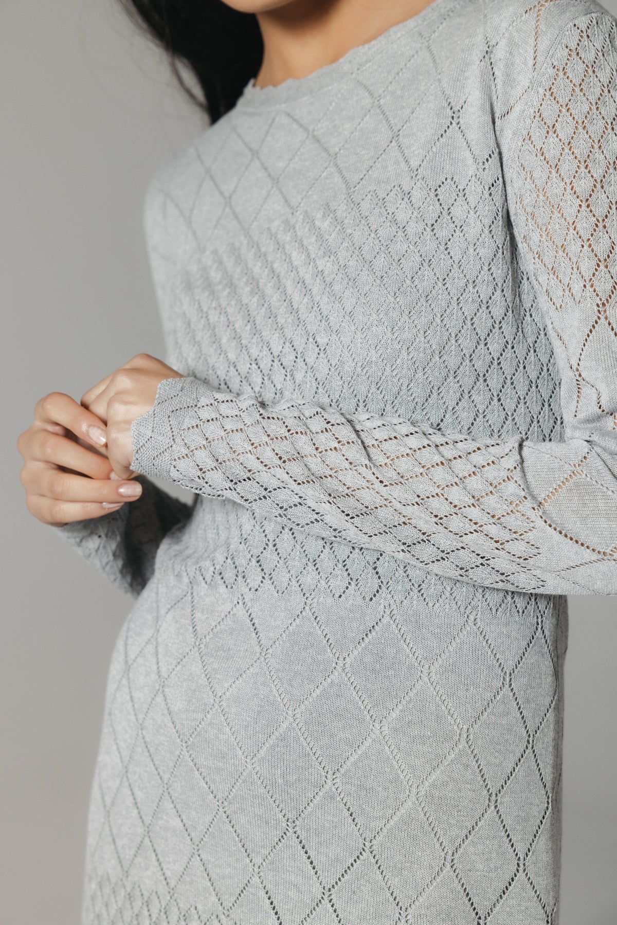 VESTIDO TEEN PUNTO CALADO GRIS CLARO