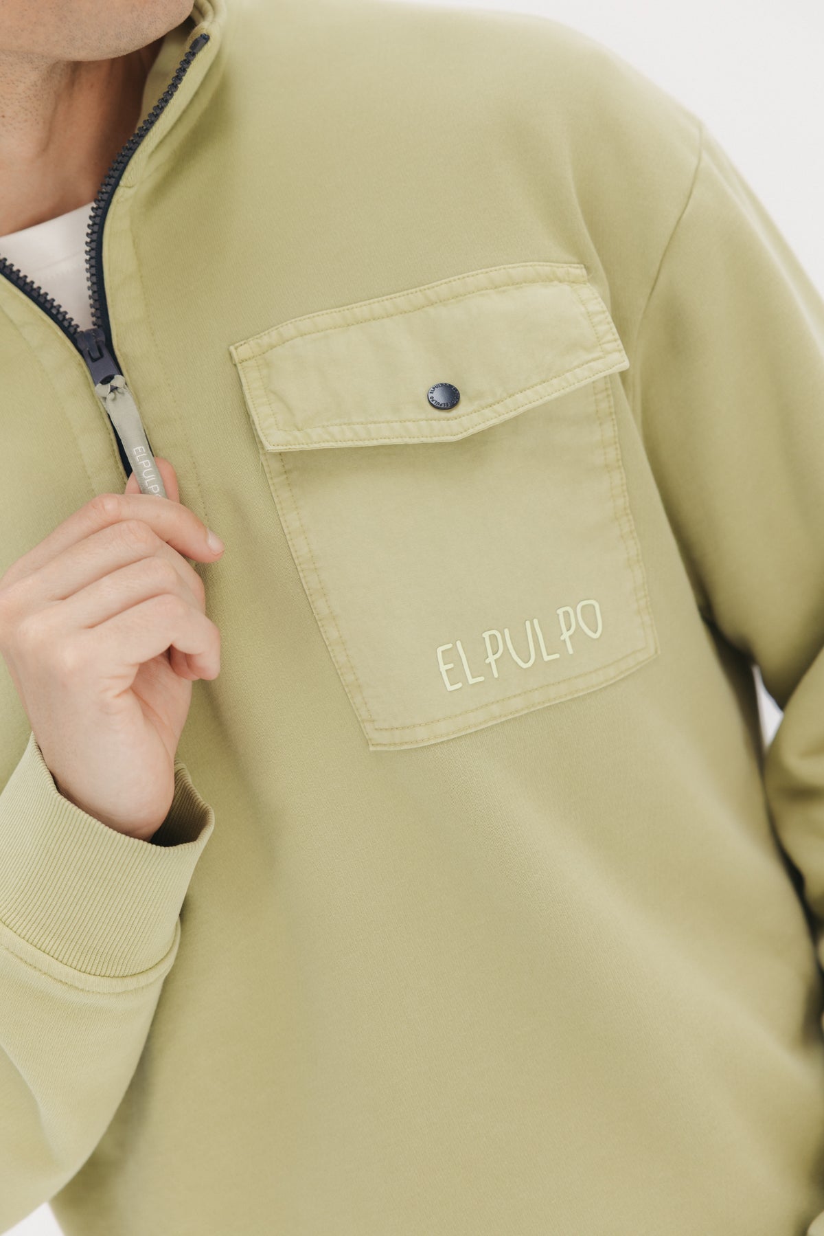 SUDADERA PERKINS BOLSILLO TALLÍN VERDE KHAKI