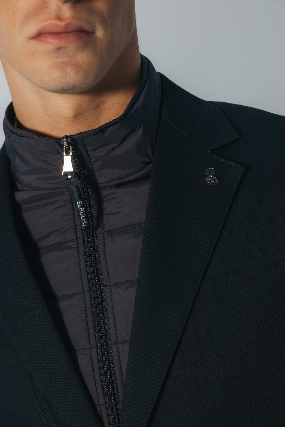 AMERICANA PECHERA DESMONTABLE AZUL MARINO