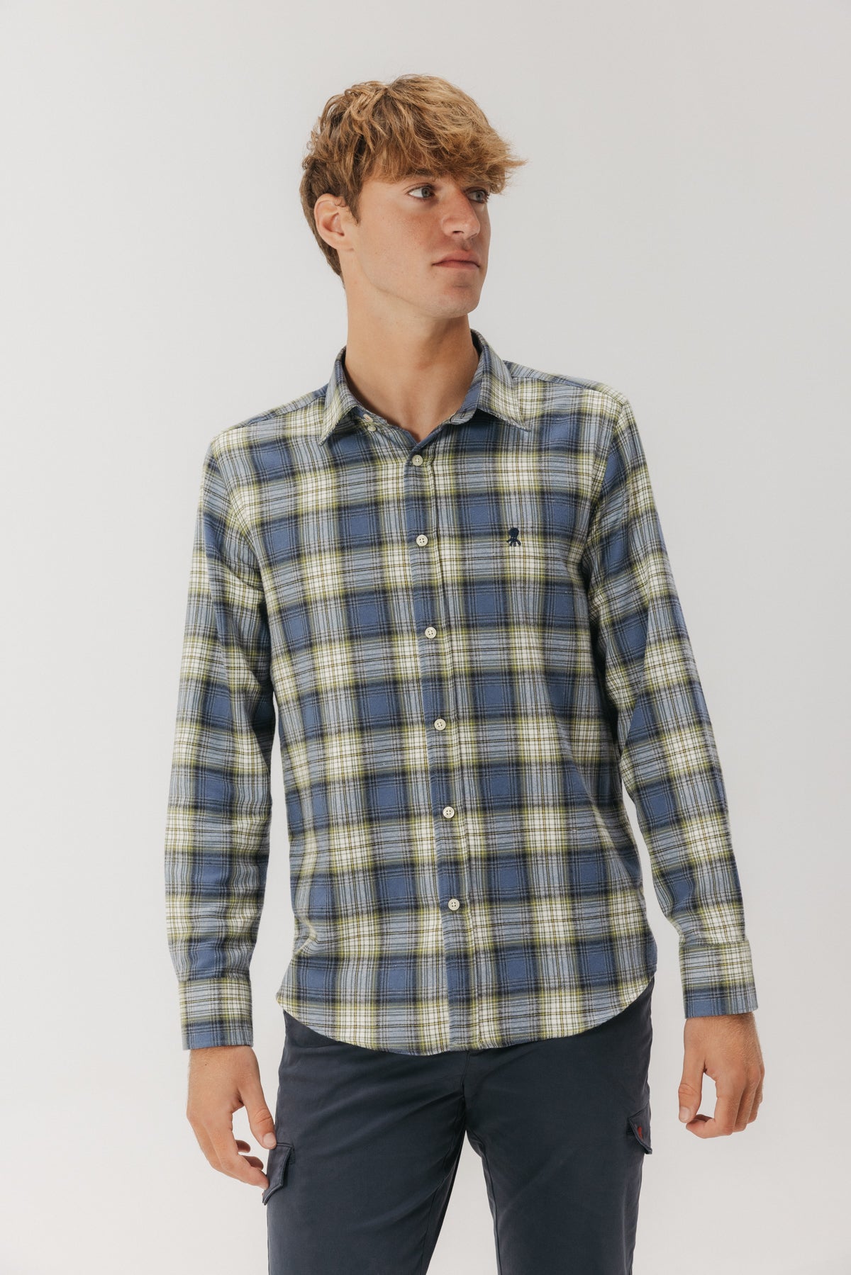 CAMISA CASUAL FRANELA CUADRO ESCOCÉS MULTICOLOR