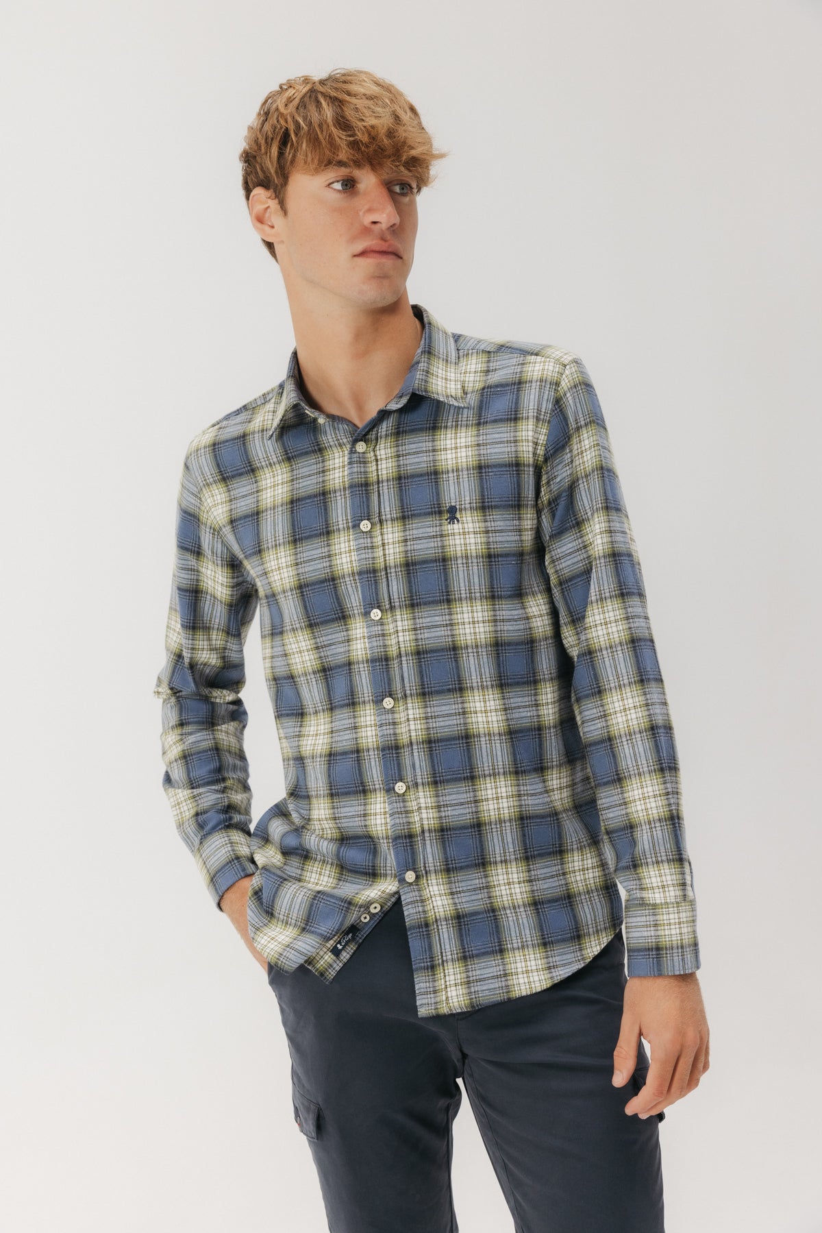 CAMISA CASUAL FRANELA CUADRO ESCOCÉS MULTICOLOR